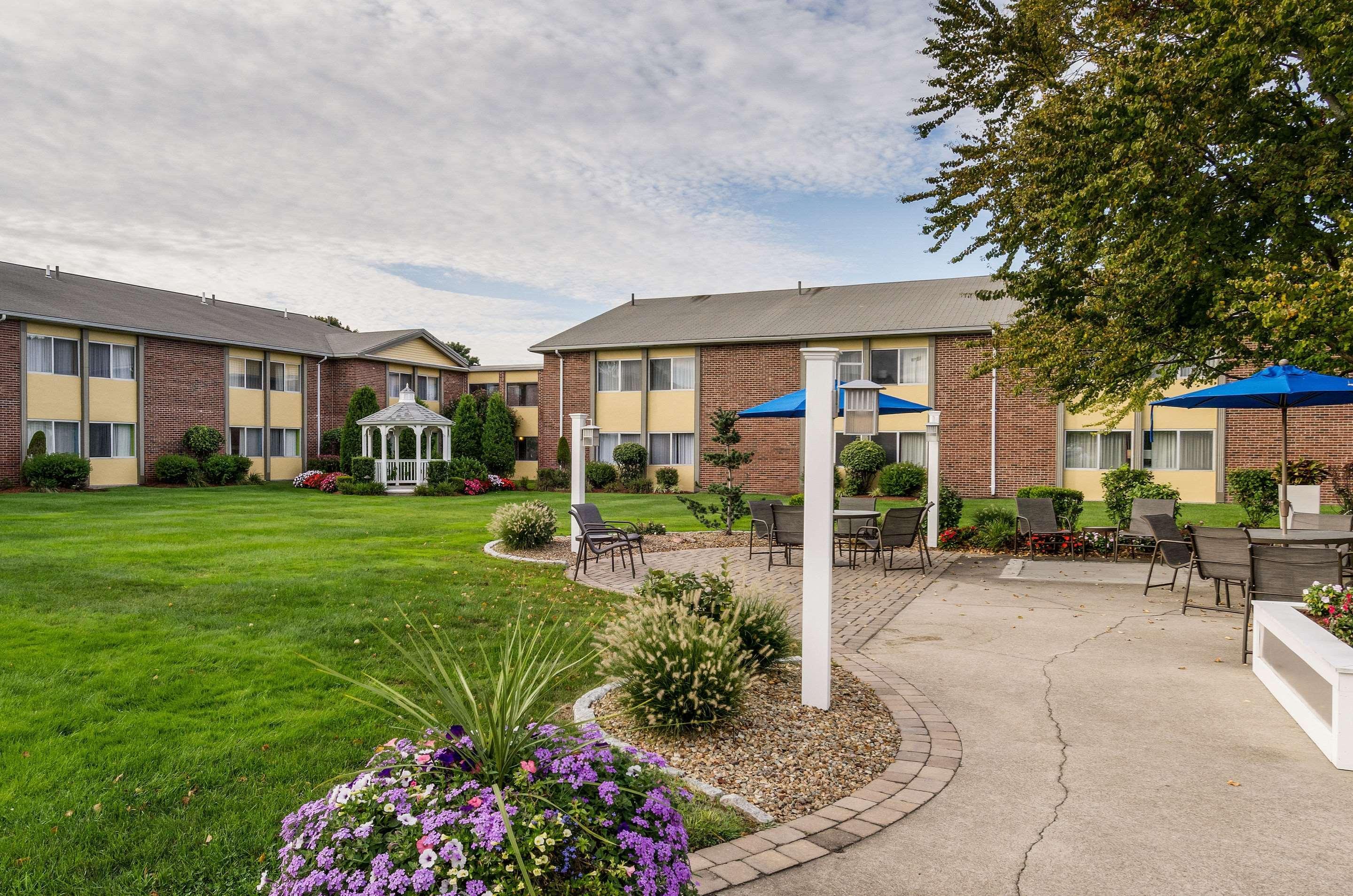 Clarion Hotel Seekonk - Providence Экстерьер фото