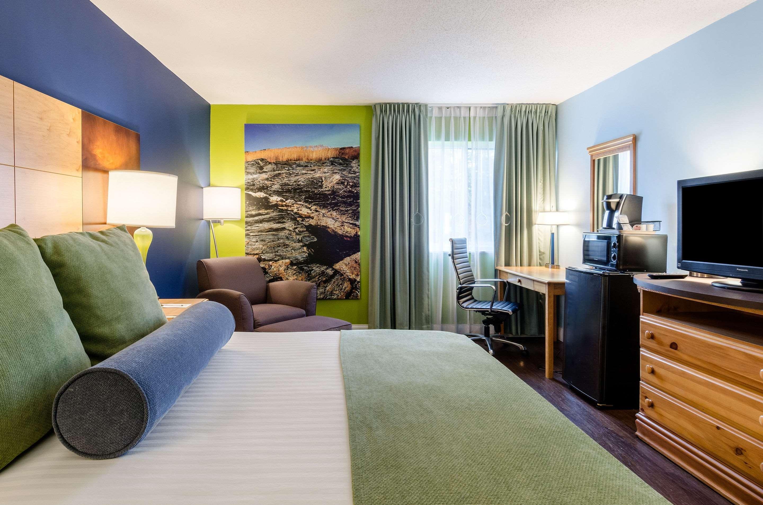 Clarion Hotel Seekonk - Providence Экстерьер фото